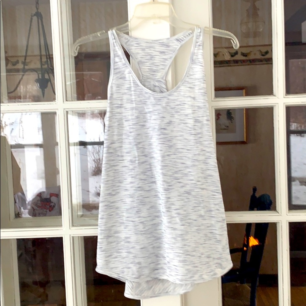 Lululemon tank top, size small